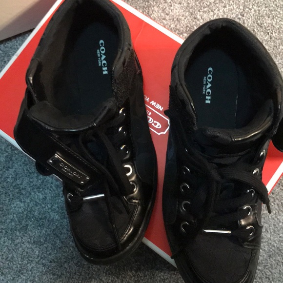 Coach black sneakers size 6.5 - Picture 4 of 5